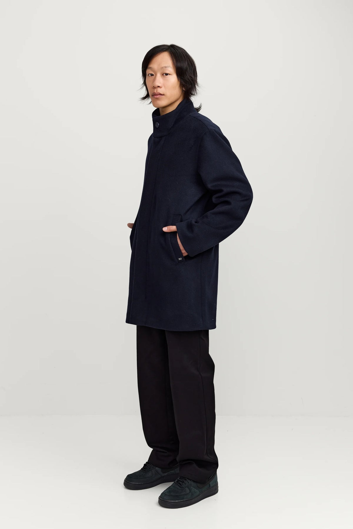 Makia miesten villakangastakki Granton Light Pea Coat, tummansininen