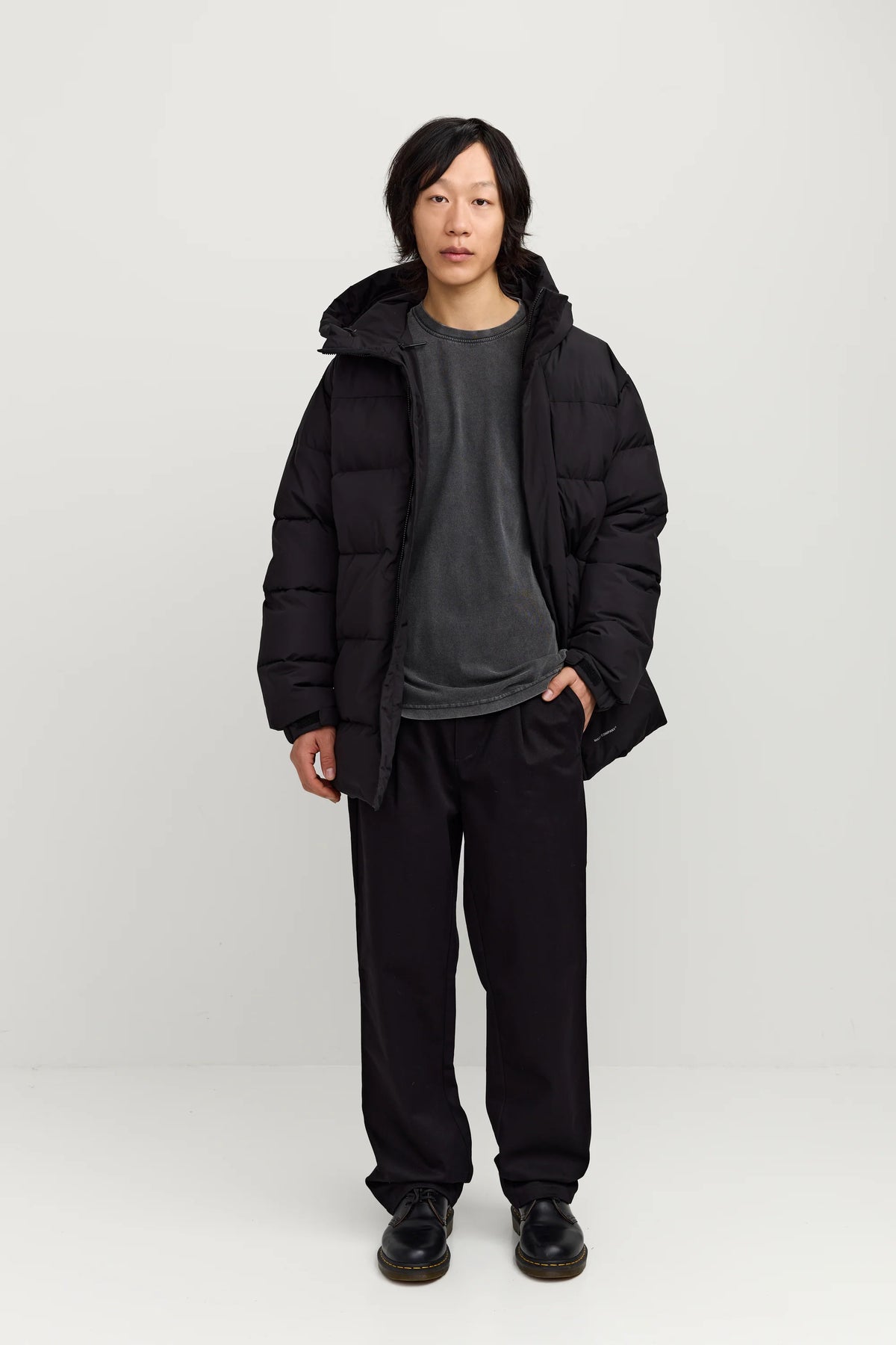 Makia miesten toppatakki Aamos Jacket, musta
