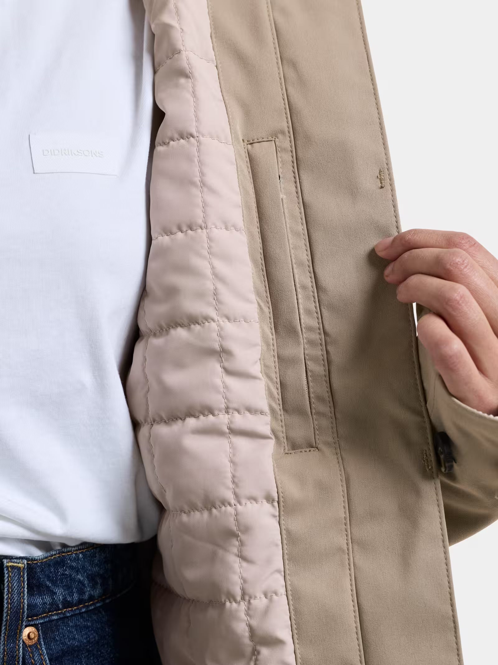 Didriksons naisten takki Lynn Jacket, vaalea beige