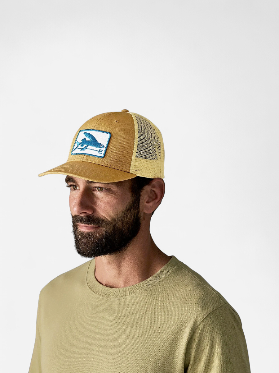 Patagonia miesten lippis Flying Fish LoPro Trucker Hat, Sinapinkeltainen - Kekäle.fi