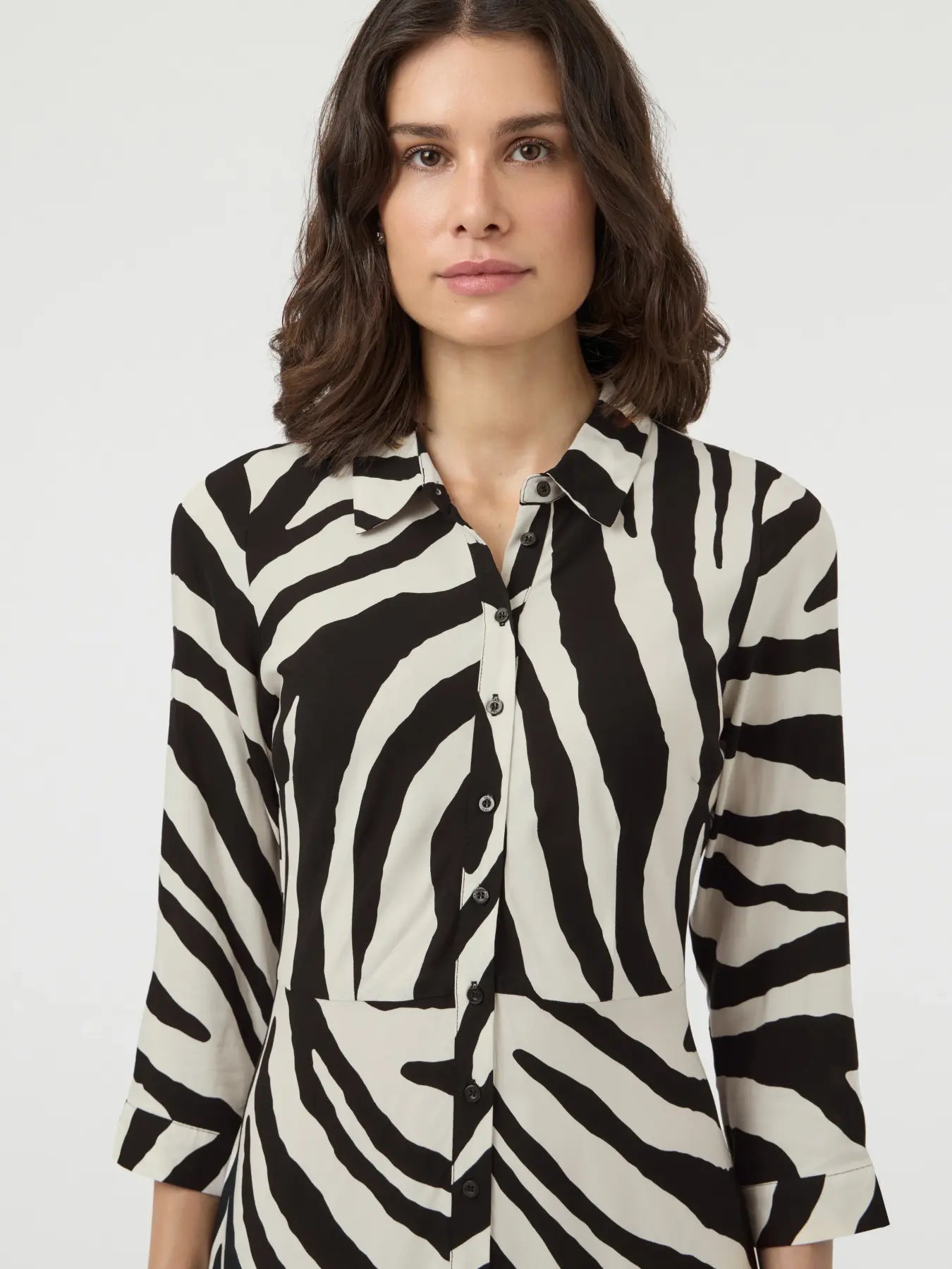 Y.A.S mekko Yassavanna Long Shirt Dress, Birch Zebra Print