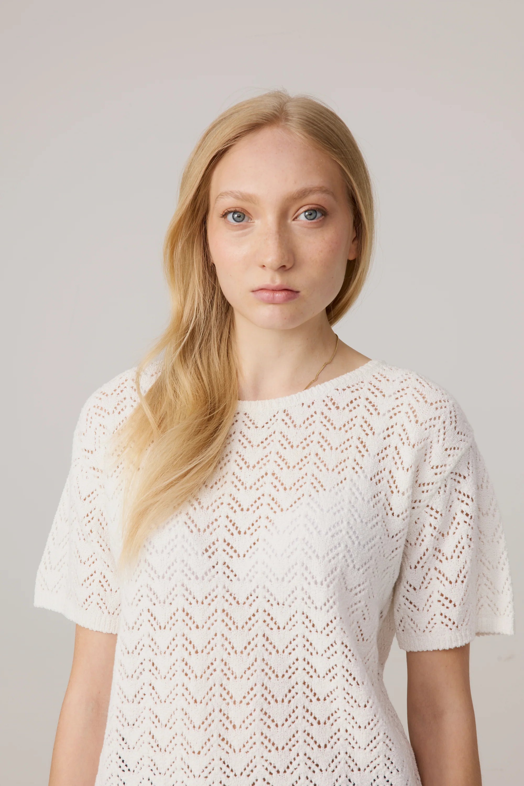 Makia naisten neulepusero Milja Knit, valkoinen