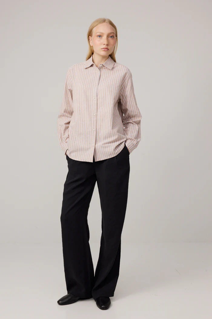 Makia naisten paitapusero Urpu Shirt, raidallinen beige