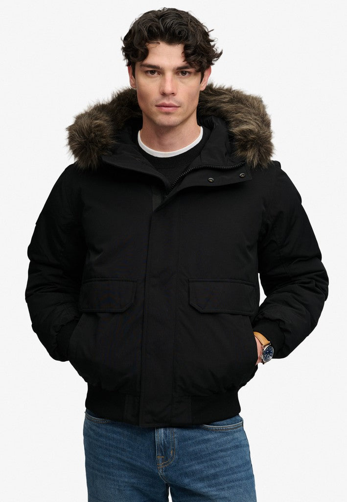 Superdry miesten toppatakki Everest Faux Fur Bomber Jacket, musta