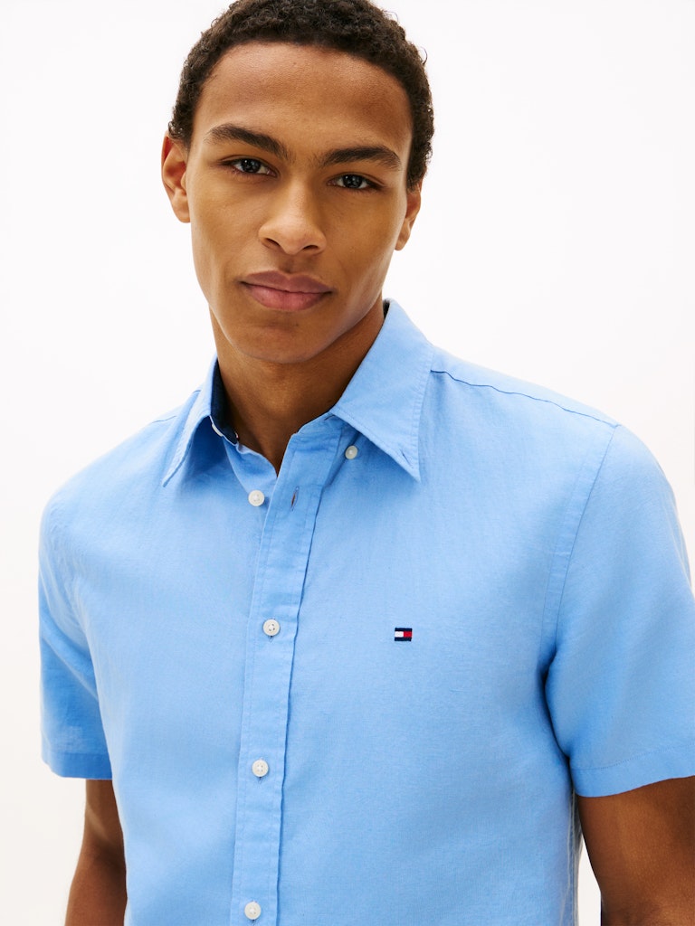 Tommy Hilfiger miesten lyhythihainen kauluspaita Linen Blend Solid SS, vaaleansininen
