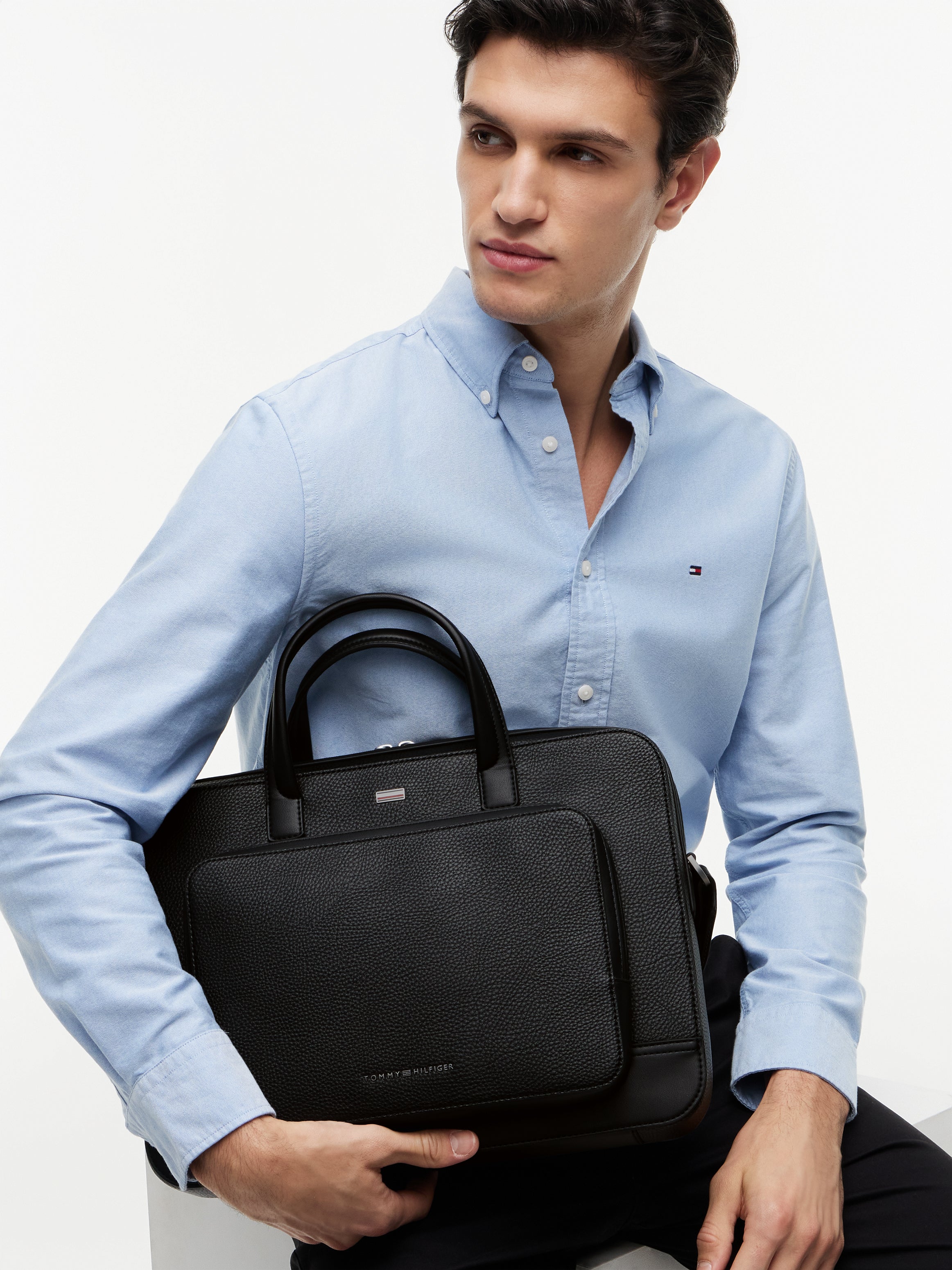 Tommy Hilfiger laukku Central Computer Bag, musta