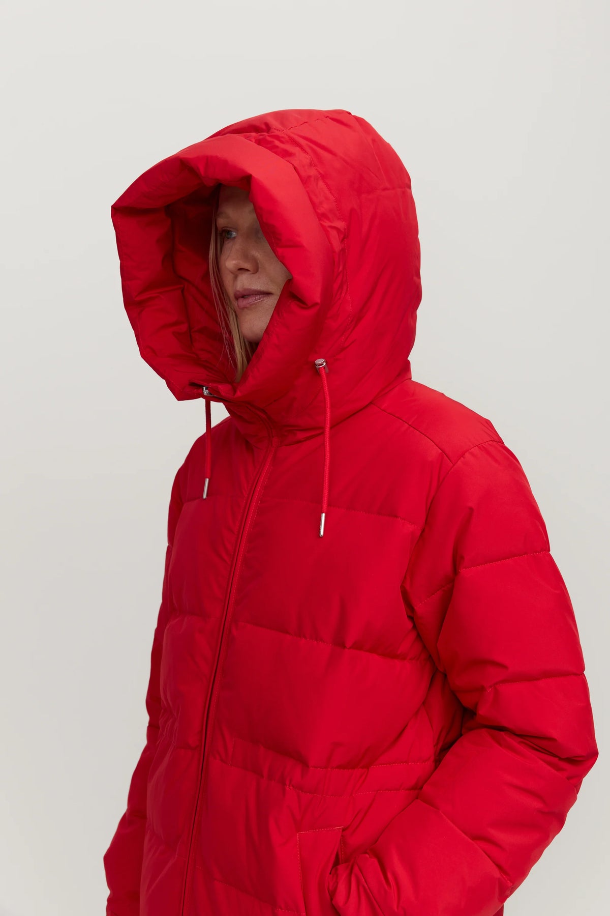 Makia naisten parkatakki Maren Parka, punainen