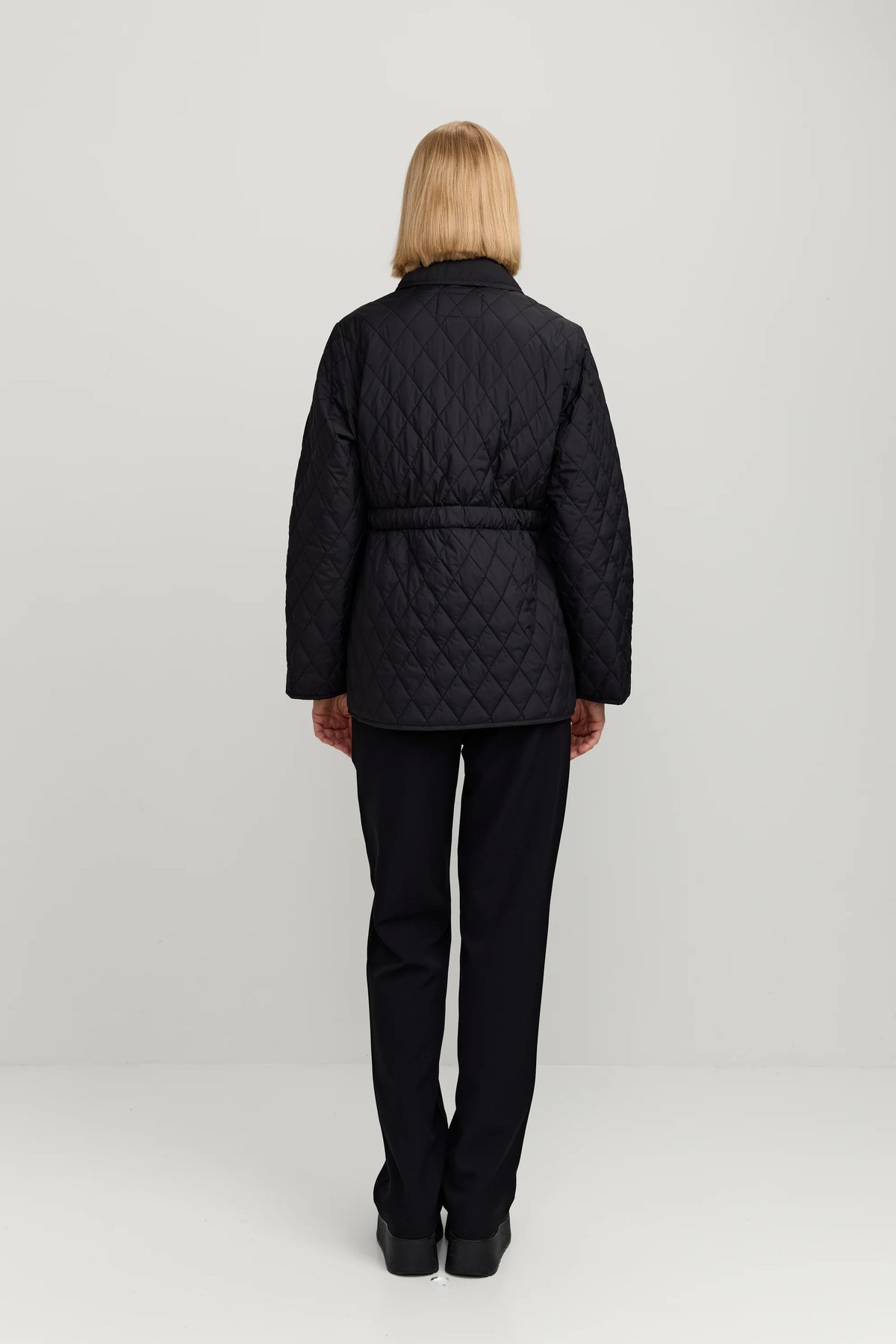 Makia naisten tikkitakki Alva Jacket, Carbon Black