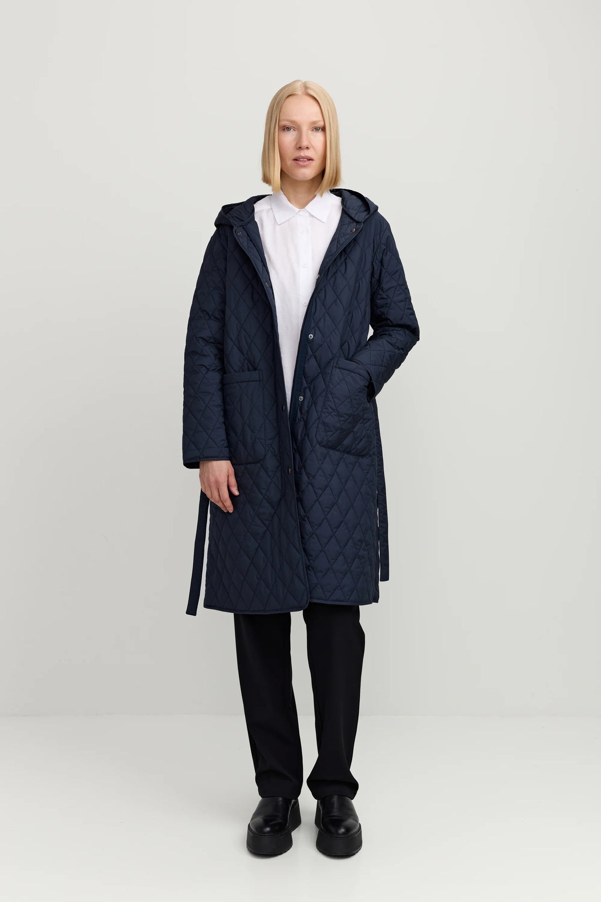 Makia naisten tikkitakki Milena Coat, tummansininen
