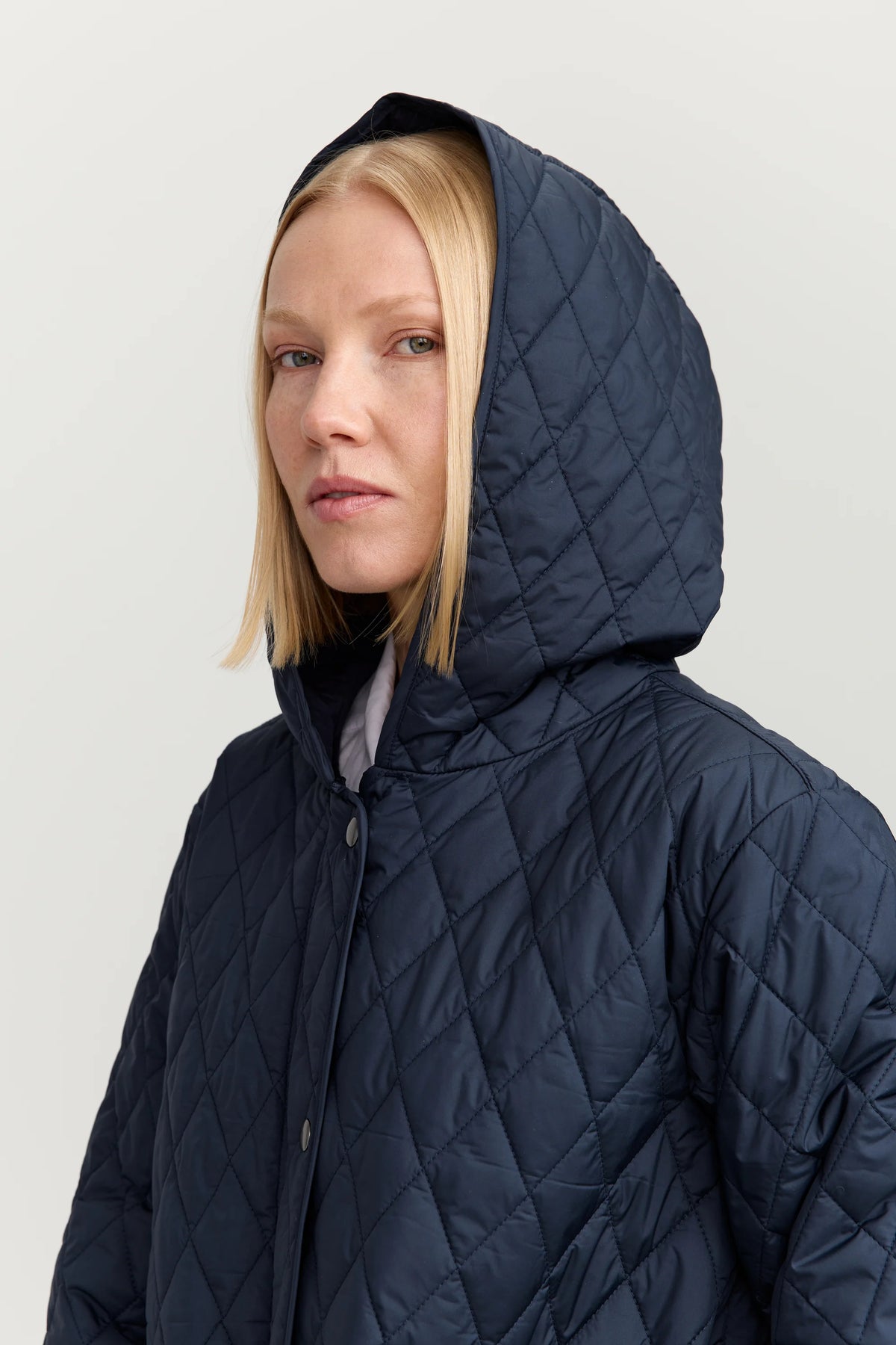 Makia naisten tikkitakki Milena Coat, tummansininen