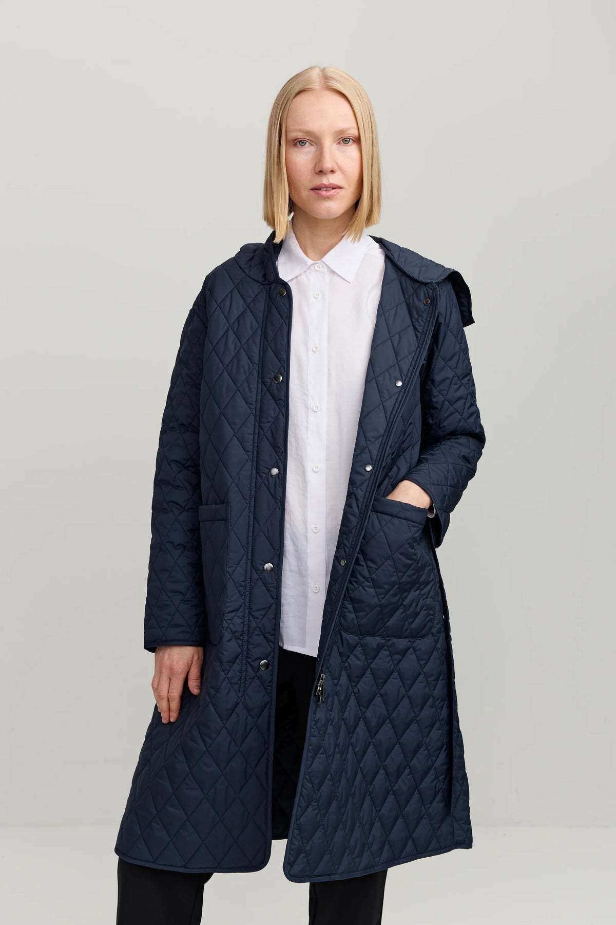 Makia naisten tikkitakki Milena Coat, tummansininen