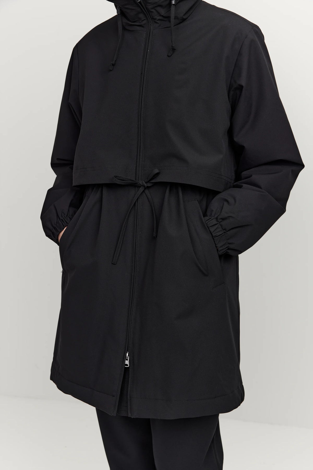 Makia naisten parkatakki Lauha Jacket, musta