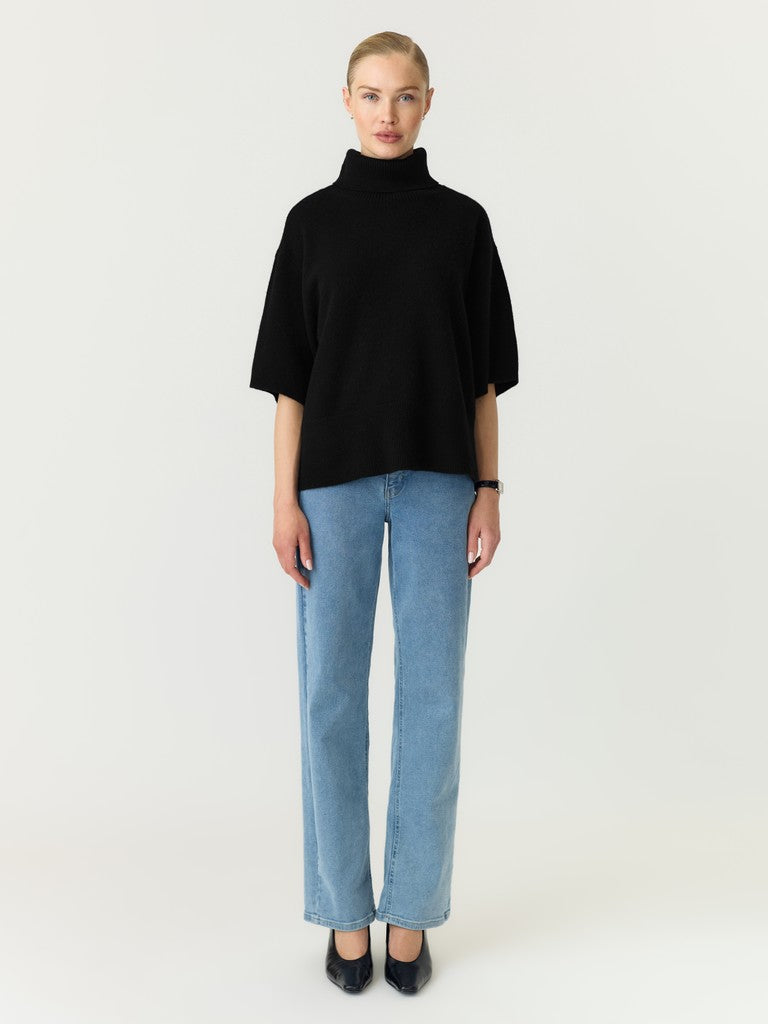 Y.A.S naisten neulepusero Yasemila, Black