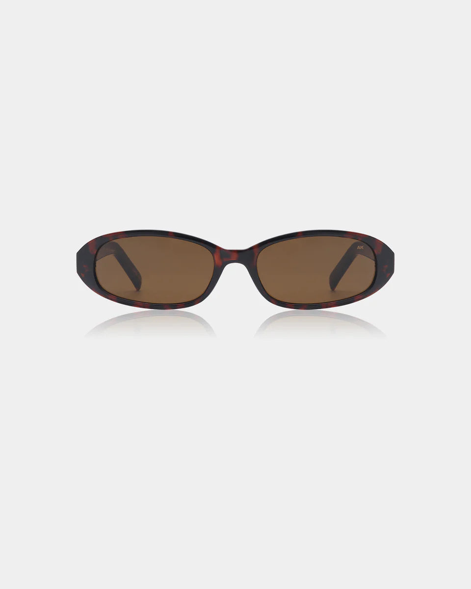 a-kjaerbede-unisex-aurinkolasit-macy-keskiruskea-1