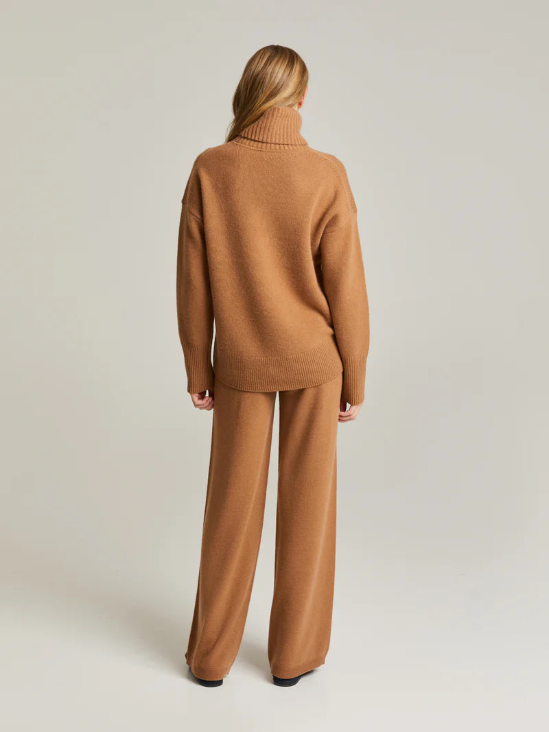 andiata-naisten-neulepusero-maeva-knit-kameli-2