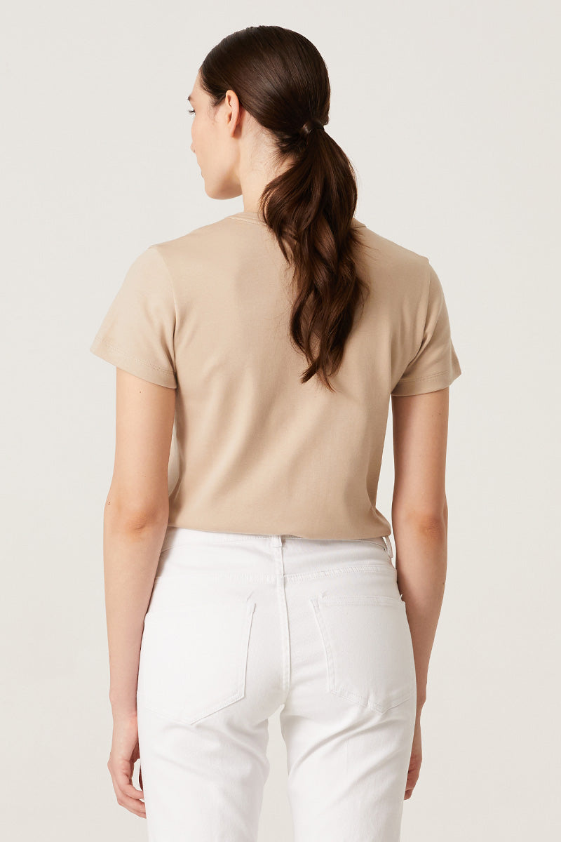 andiata-naisten-t-paita-famie-ss-vaalea-beige-3
