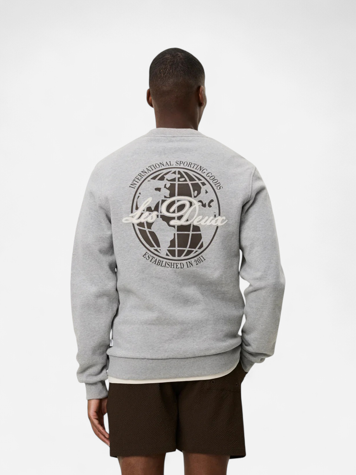 Les Deux miesten collegepaita Ben Globe Sweatshirt, vaaleanharmaa - Kekäle.fi