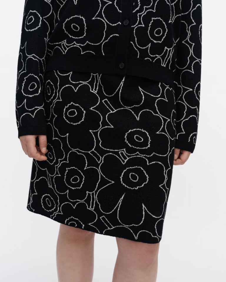 Marimekko naisten hame Vapaus Piirto Unikko, musta kuosi