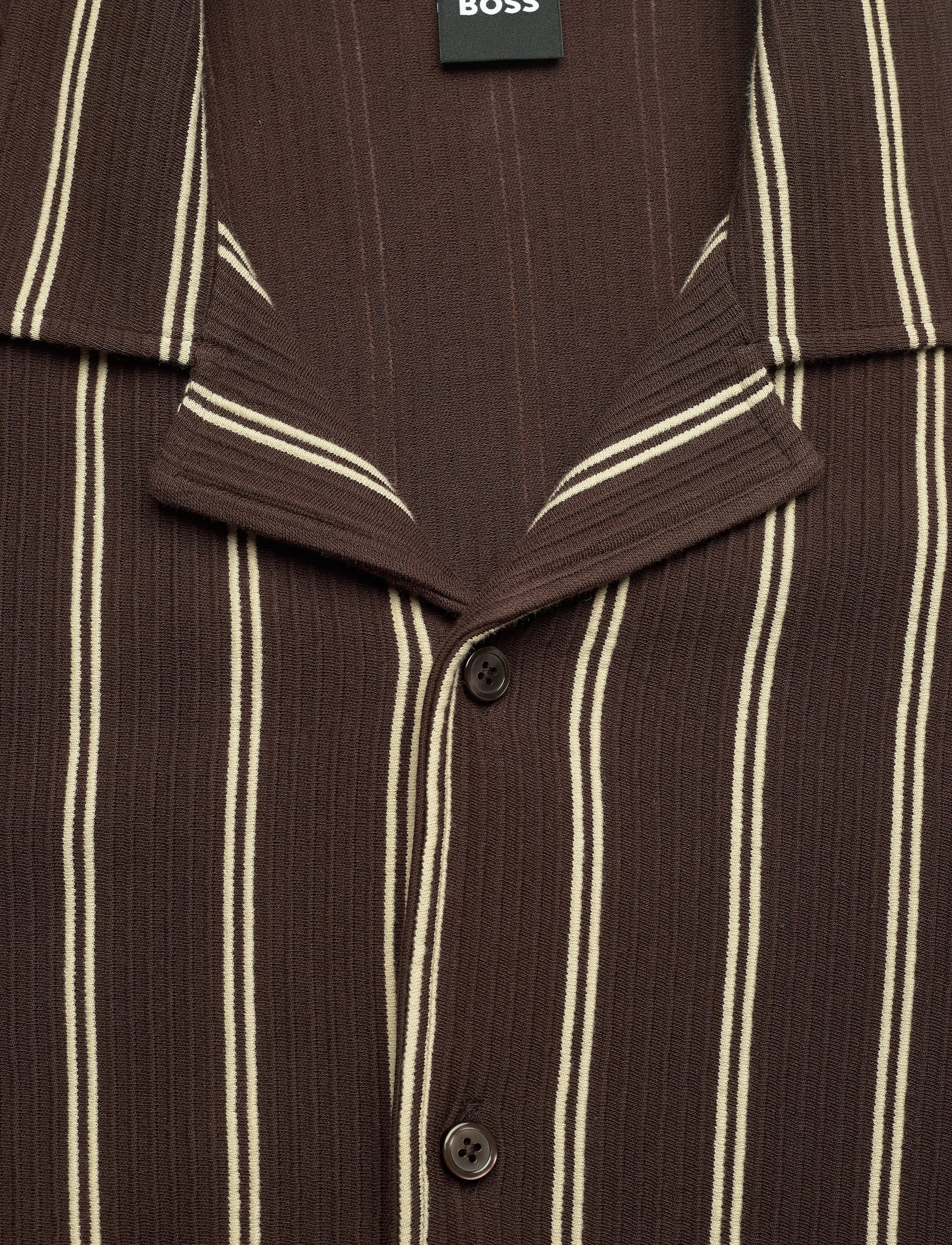 Hugo Boss lyhythihainen kauluspaita C-Lars-Camp-B-262 Cuban Shirt, ruskea kuosillinen