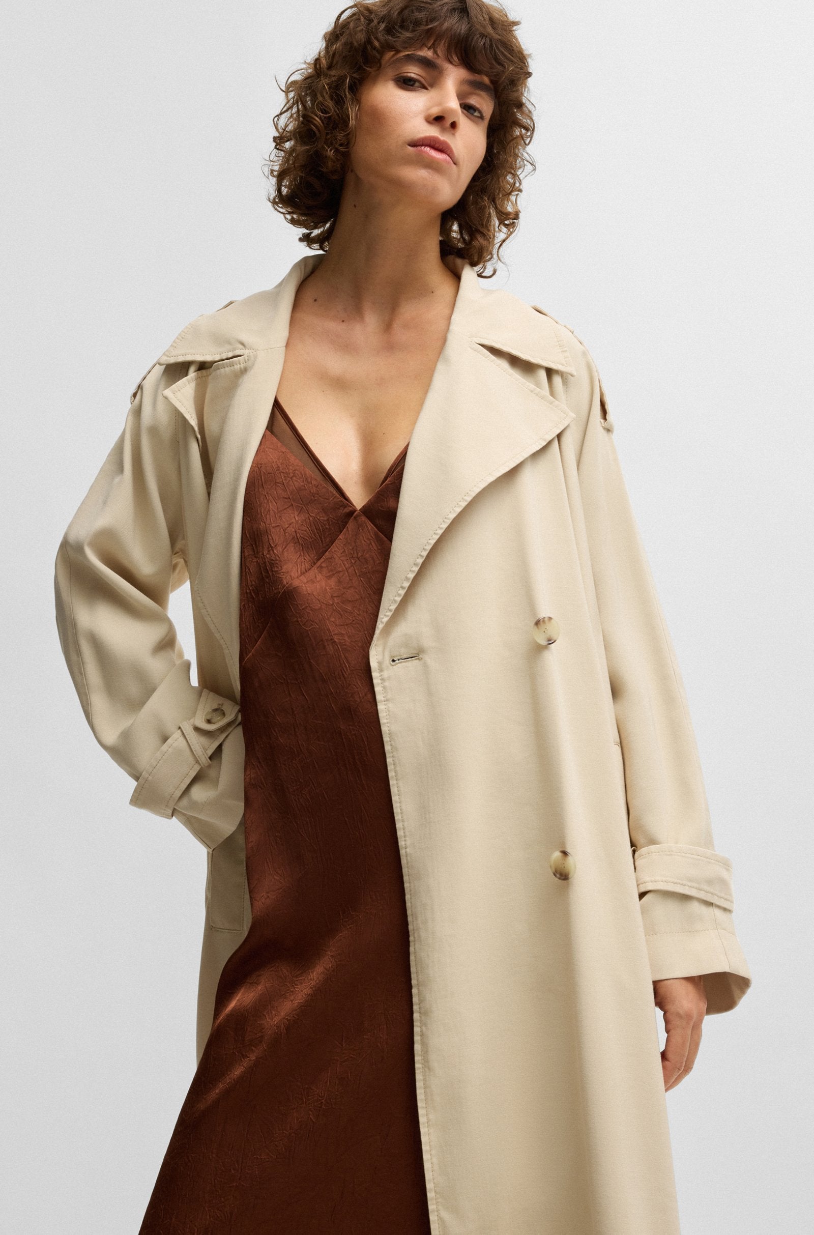 boss-orange-naisten-trenssi-coluent-coat-vaalea-beige-5