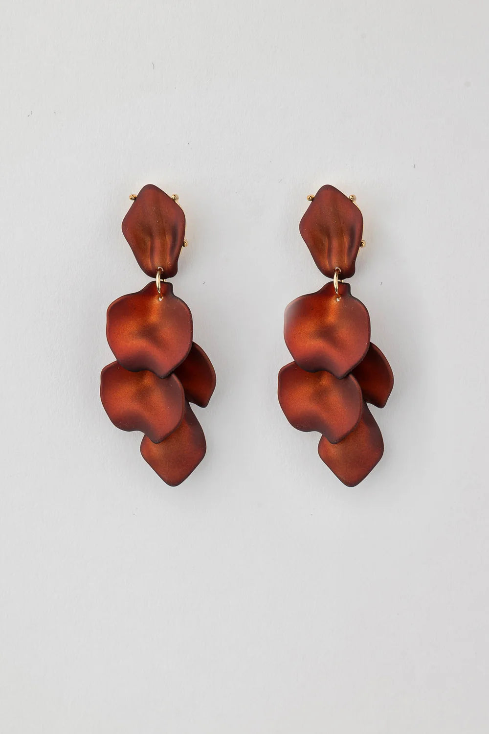 bow-19-korvakorut-leaf-earring-pearl-poltettu-oranssi-1
