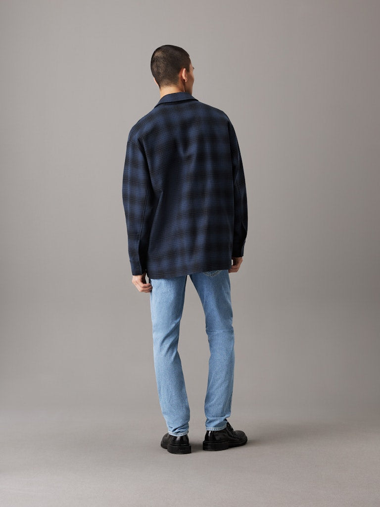 calvin-klein-jeans-miesten-farkut-vaaleansininen-2