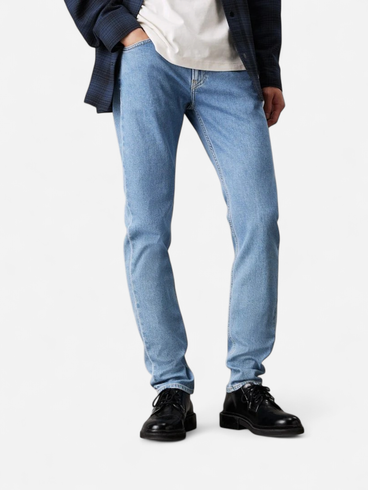 Calvin Klein Jeans miesten farkut, Slim Tapered Jeans Vaaleansininen - Kekäle.fi