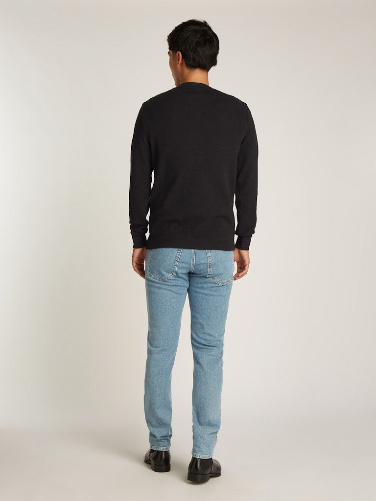 calvin-klein-jeans-miesten-paita-woven-tap-waffle-ls-tee-musta-3