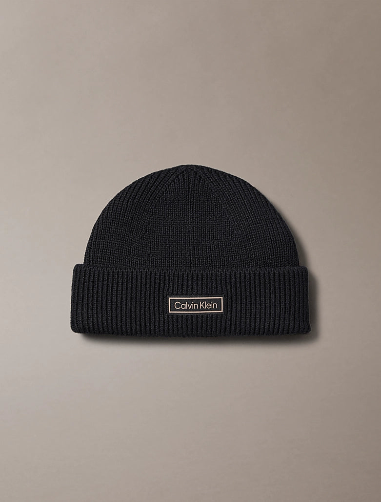 calvin-klein-jeans-miesten-pipo-patch-chunky-rib-cotton-docker-b-musta-1