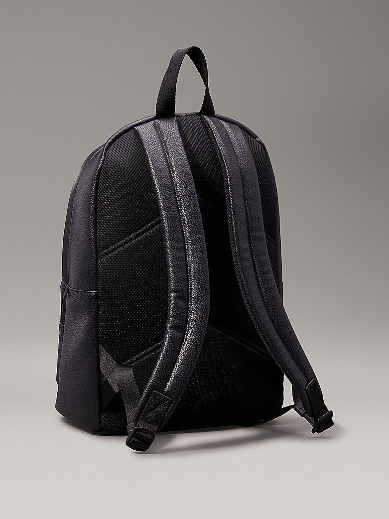 Calvin Klein Jeans Miesten Reppu CK MUST ROUND BP, Musta