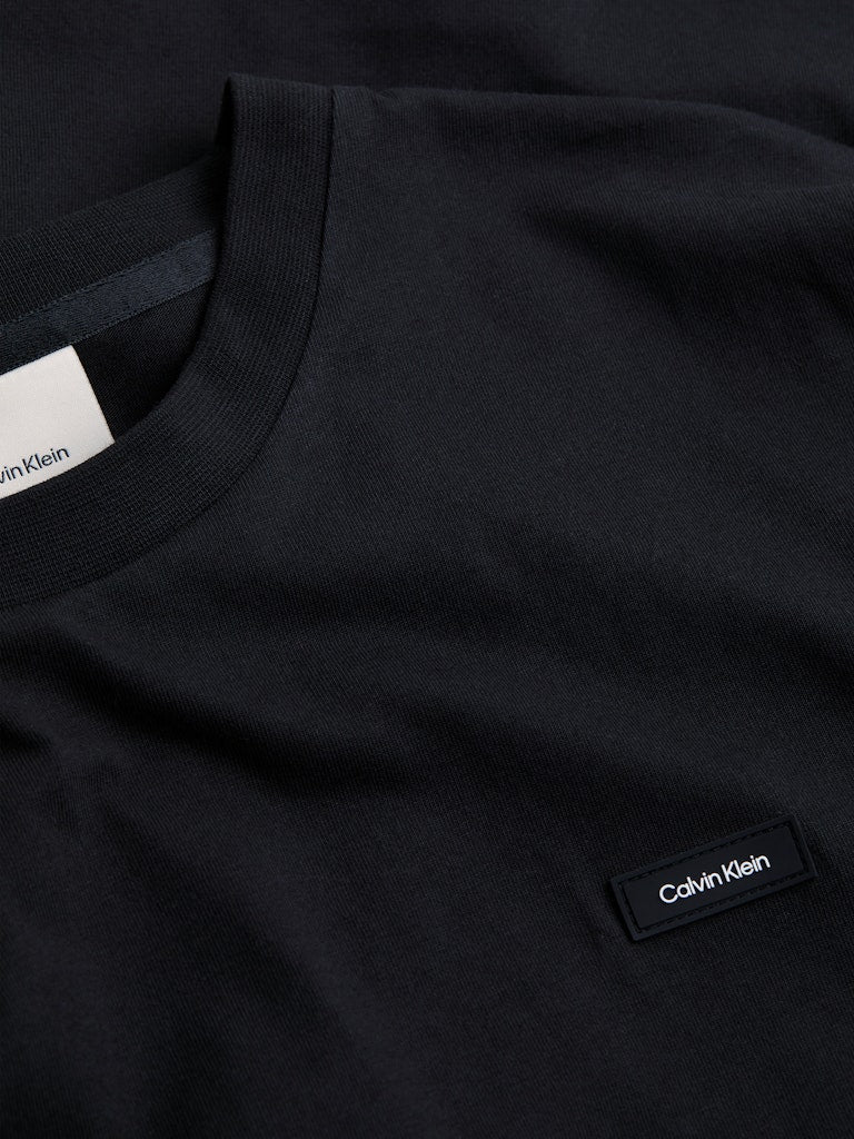 calvin-klein-jeans-miesten-t-paita-cotton-comfort-fit-t-shirt-musta-4