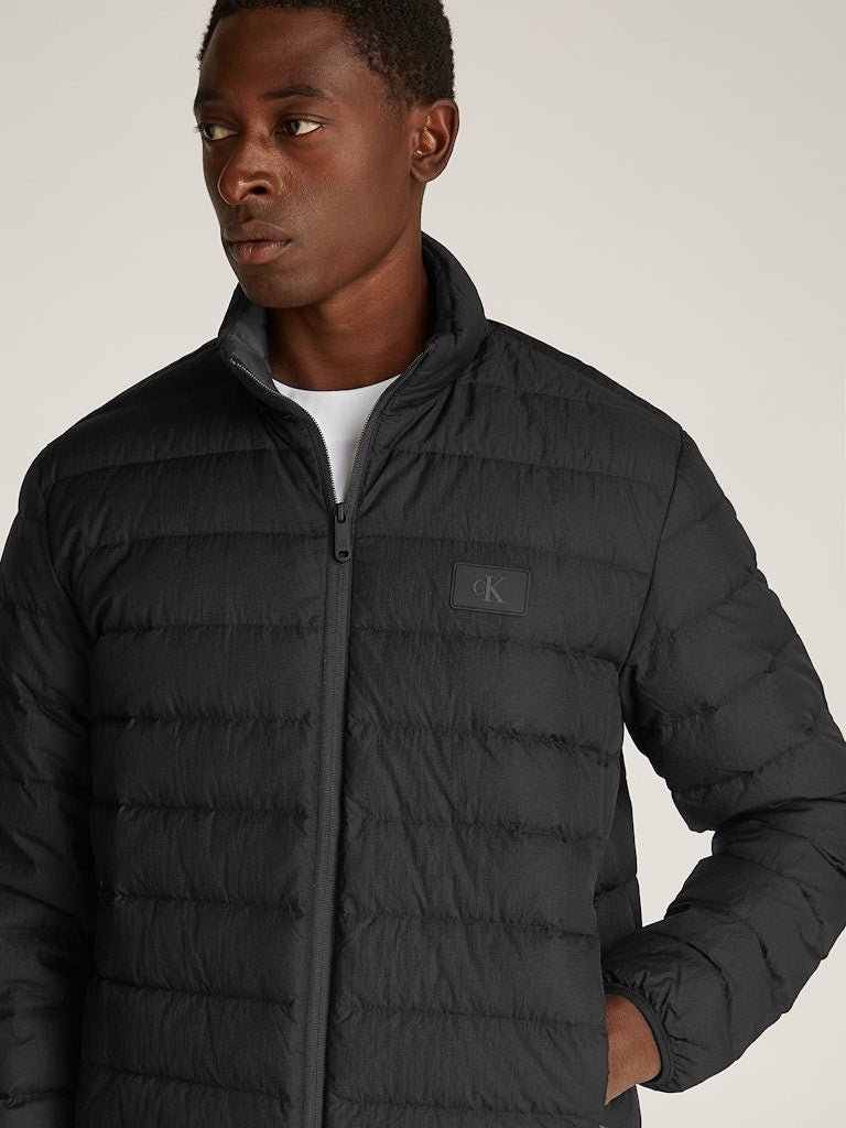 calvin-klein-jeans-miesten-takki-ul-down-jacket-musta-6