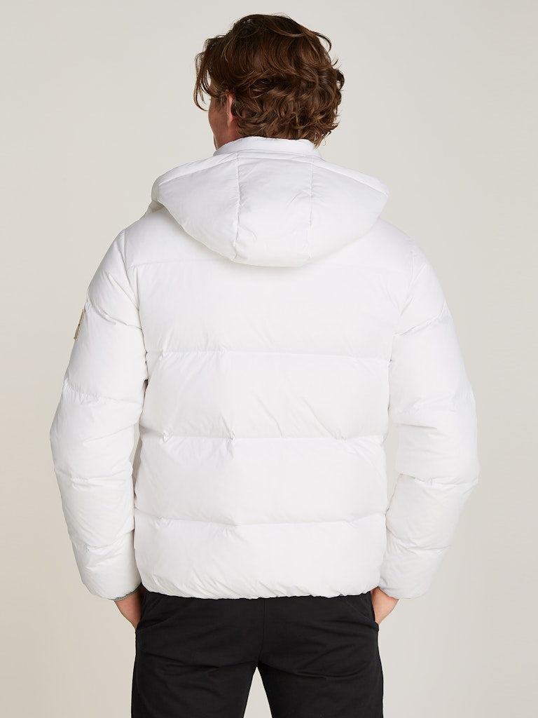 calvin-klein-jeans-miesten-untuvatakki-k-essential-down-jacket-valkoinen-2