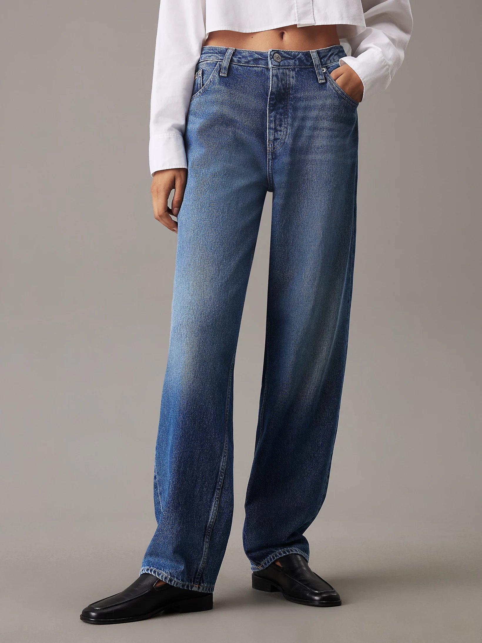 calvin-klein-jeans-naisten-farkut-indigo-1