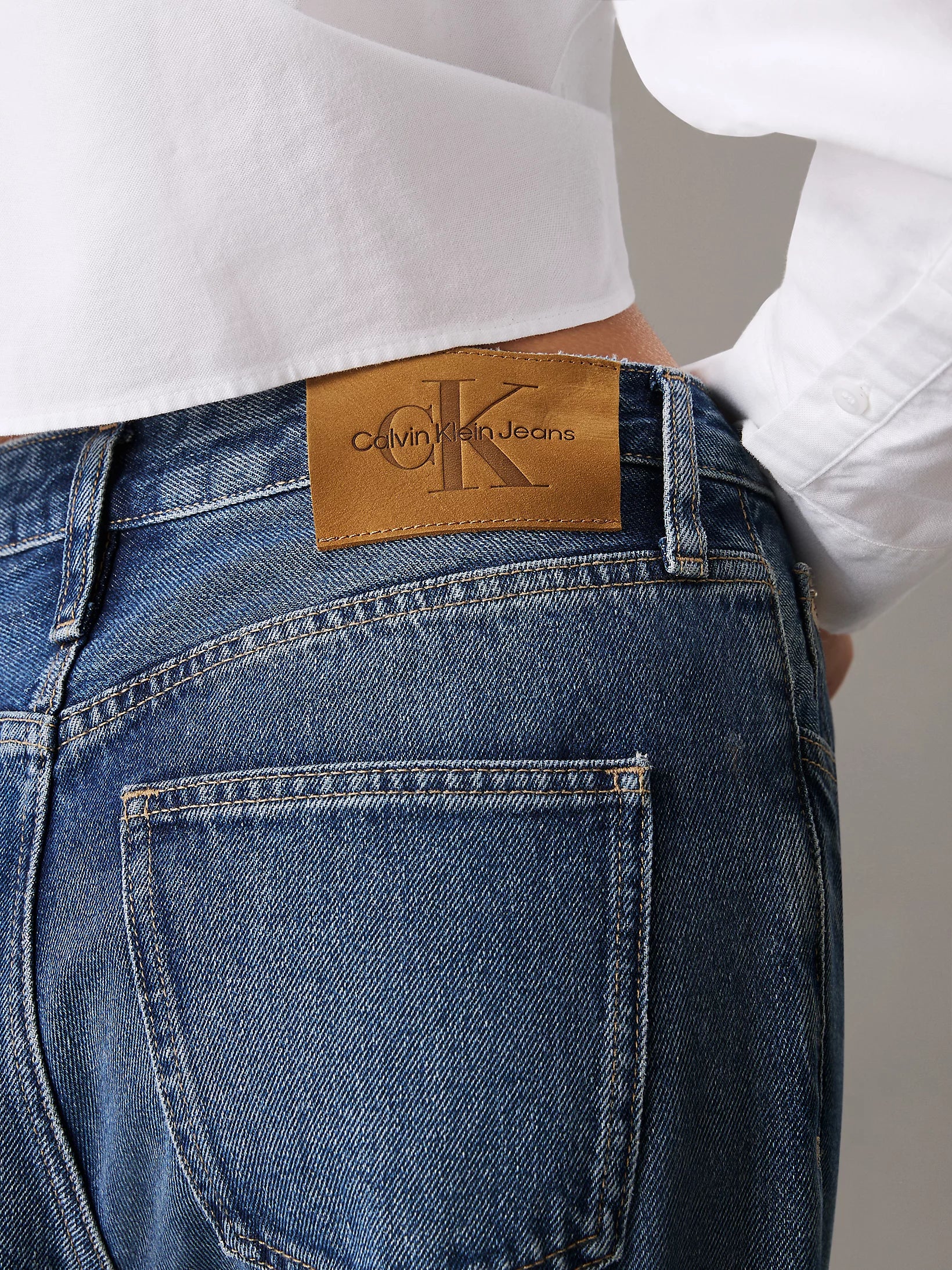 calvin-klein-jeans-naisten-farkut-indigo-3