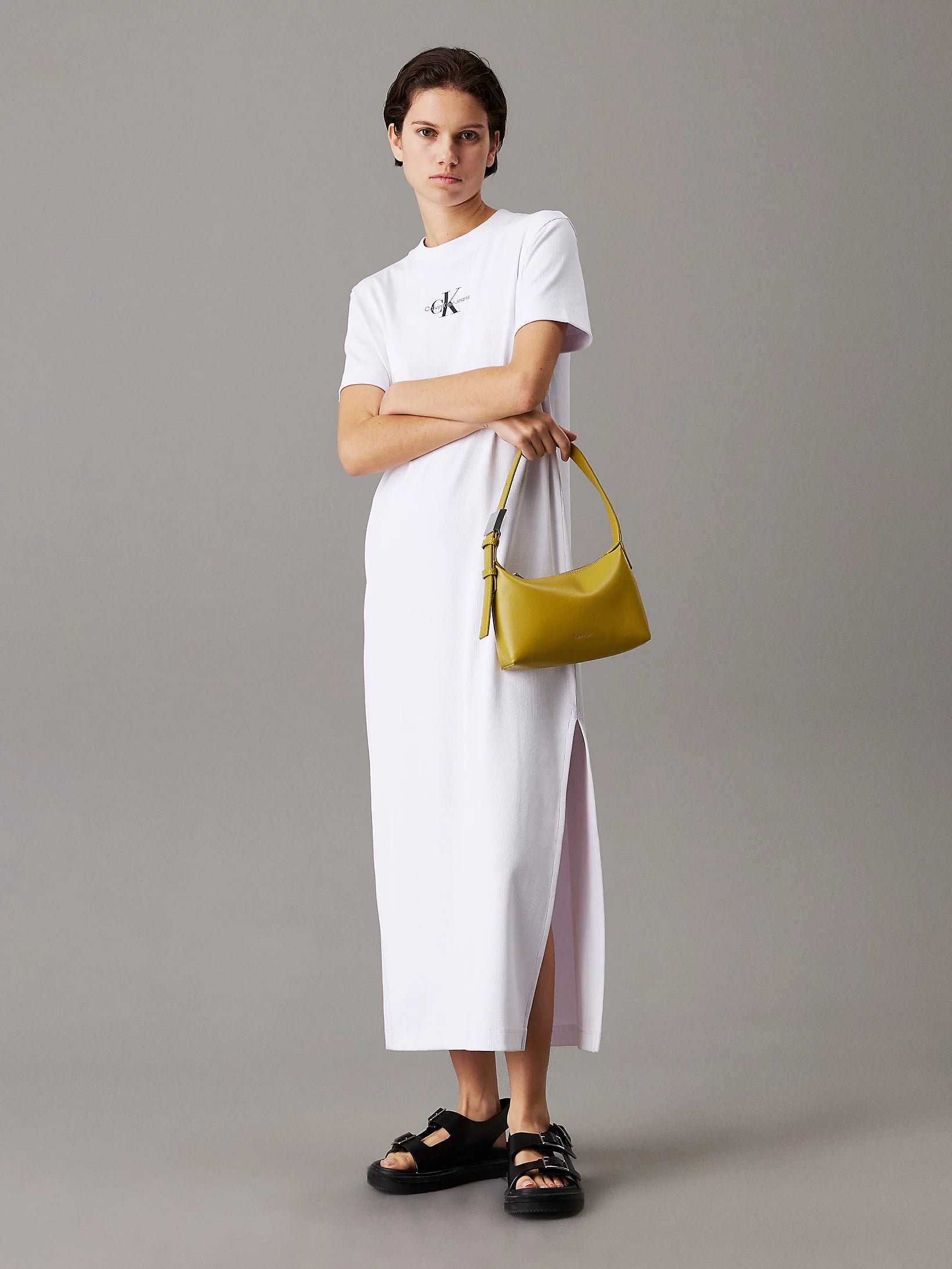 calvin-klein-jeans-naisten-mekko-k-monologo-long-rib-tee-dress-valkoinen-1