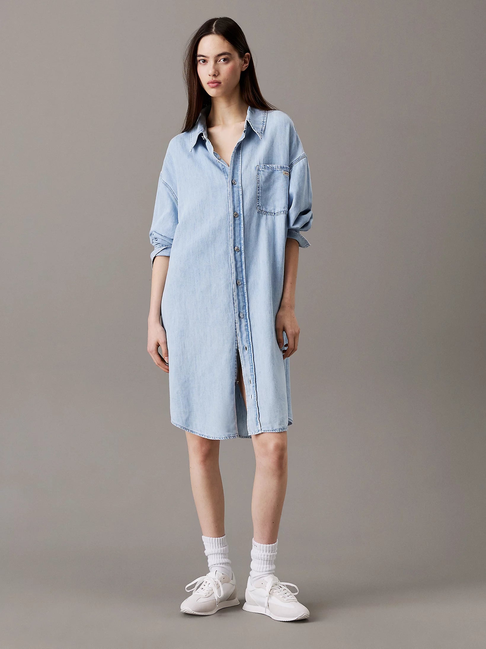 calvin-klein-jeans-naisten-mekko-relaxed-denim-shirt-dress-vaaleansininen-1