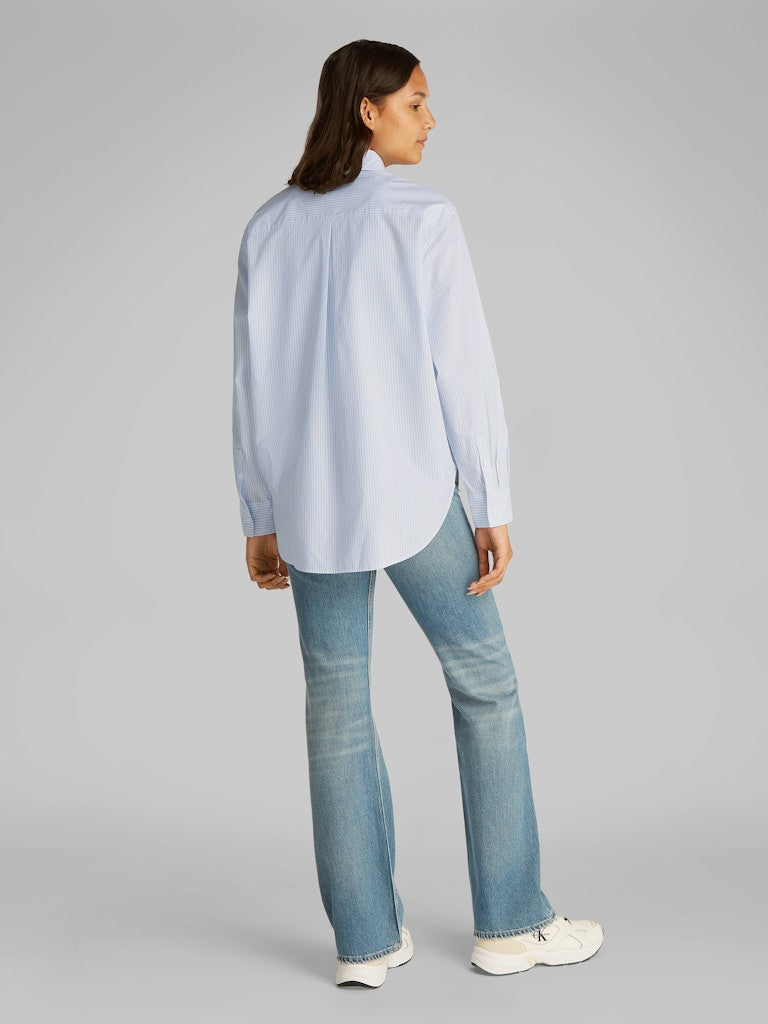 calvin-klein-jeans-naisten-paitapusero-woven-label-relaxed-shirt-vaaleansininen-3
