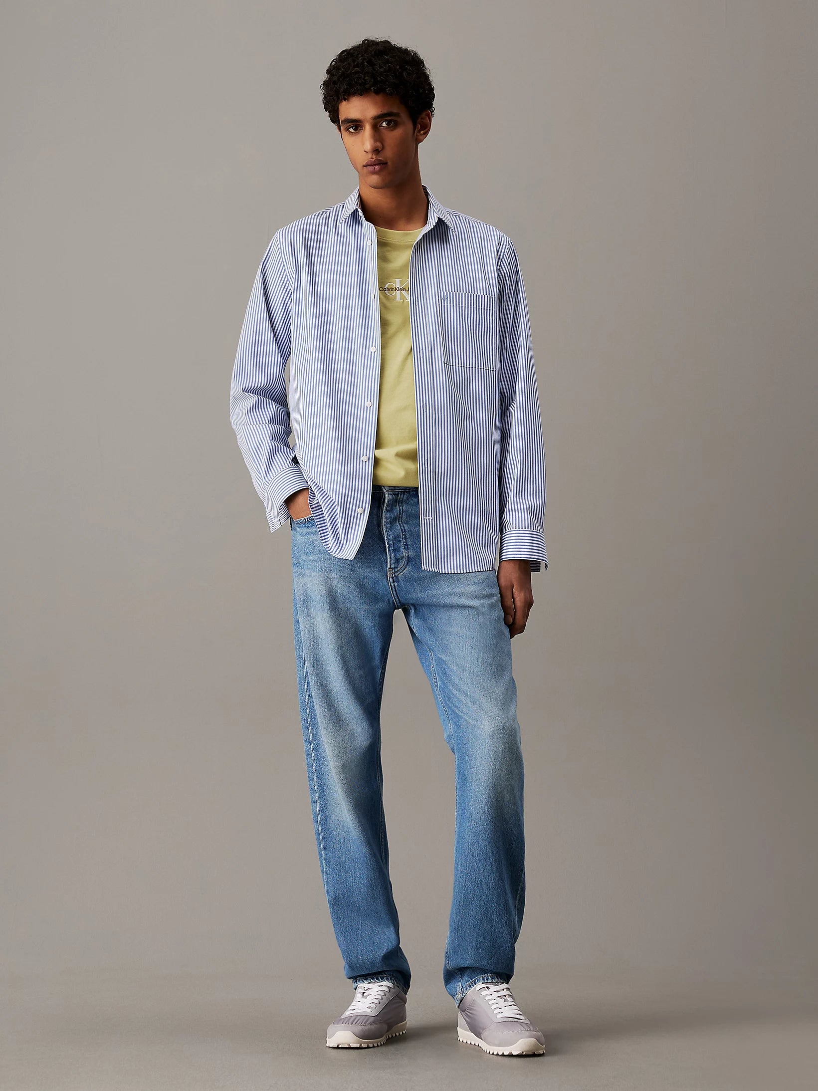 calvin-klein-miesten-farkut-standard-straight-indigo-5
