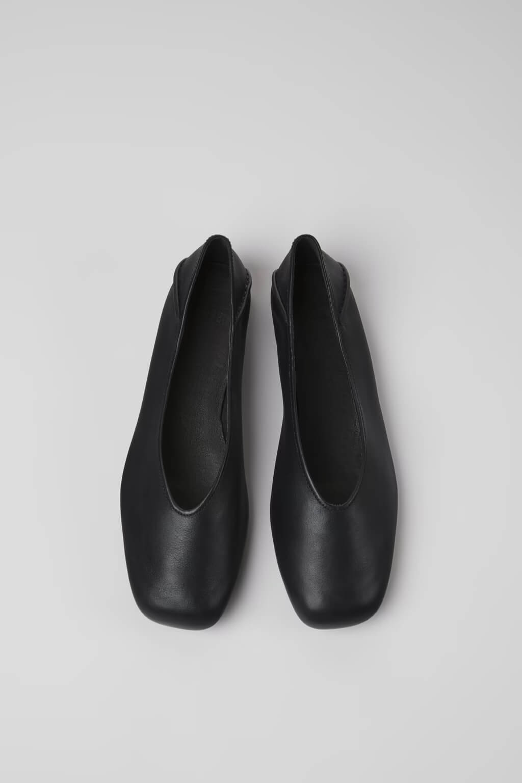 camper-naisten-kengat-women-moccasi-musta-1