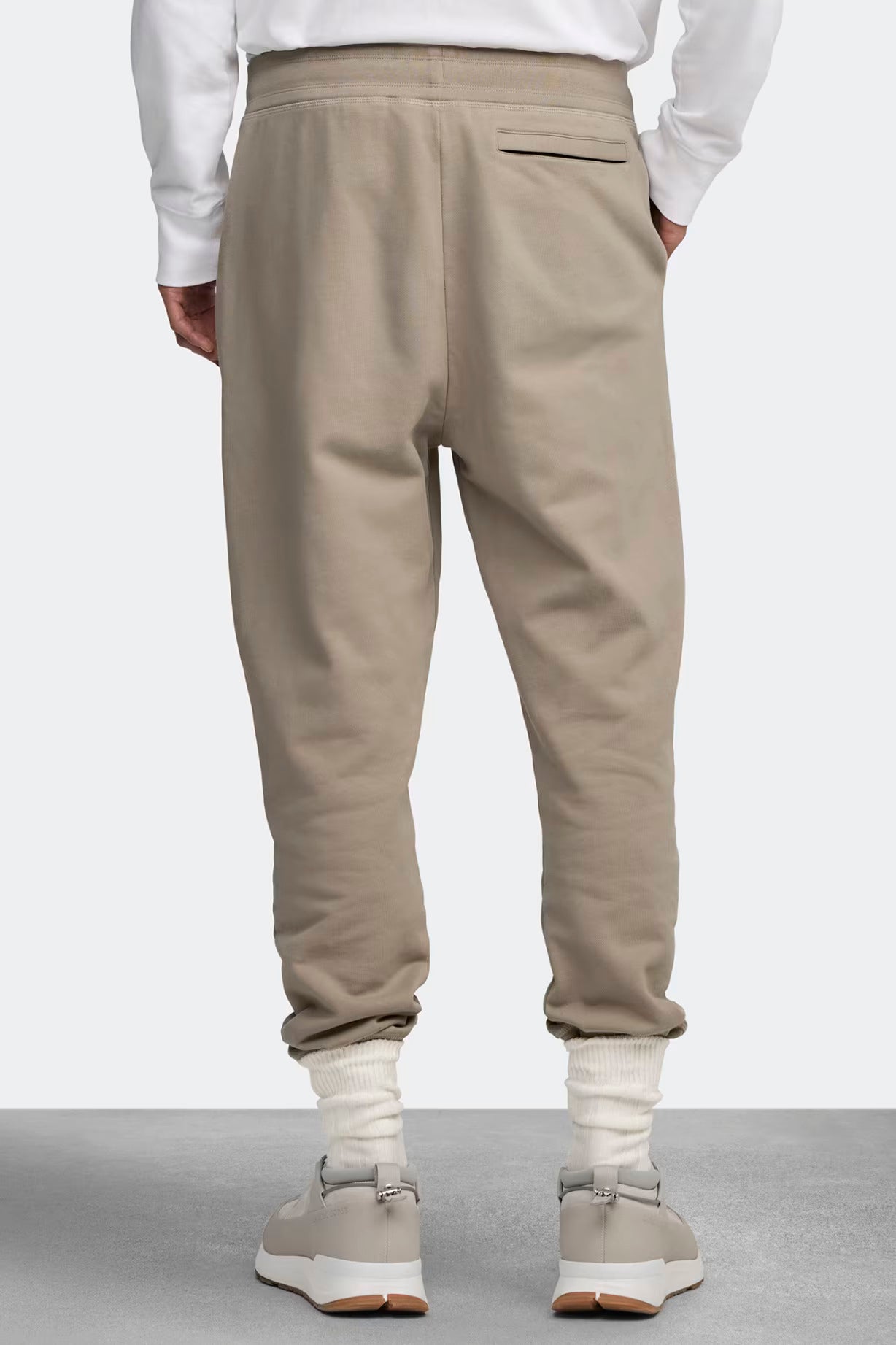 canada-goose-miesten-collegehousut-huron-men-s-pant-harmaanruskea-2