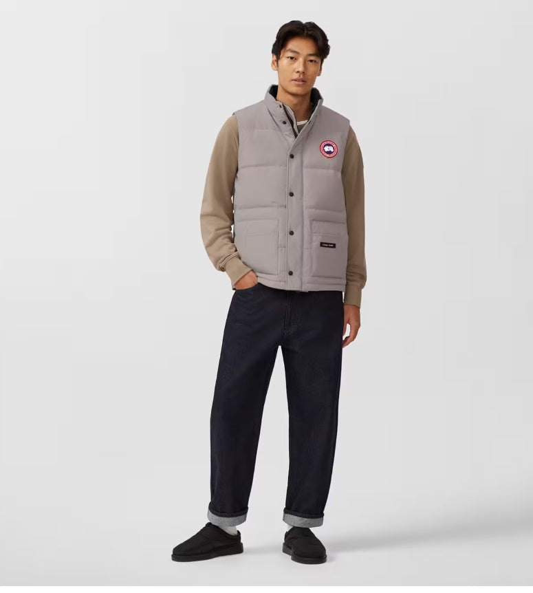 canada-goose-miesten-liivi-freestyle-crew-vest-beige-1