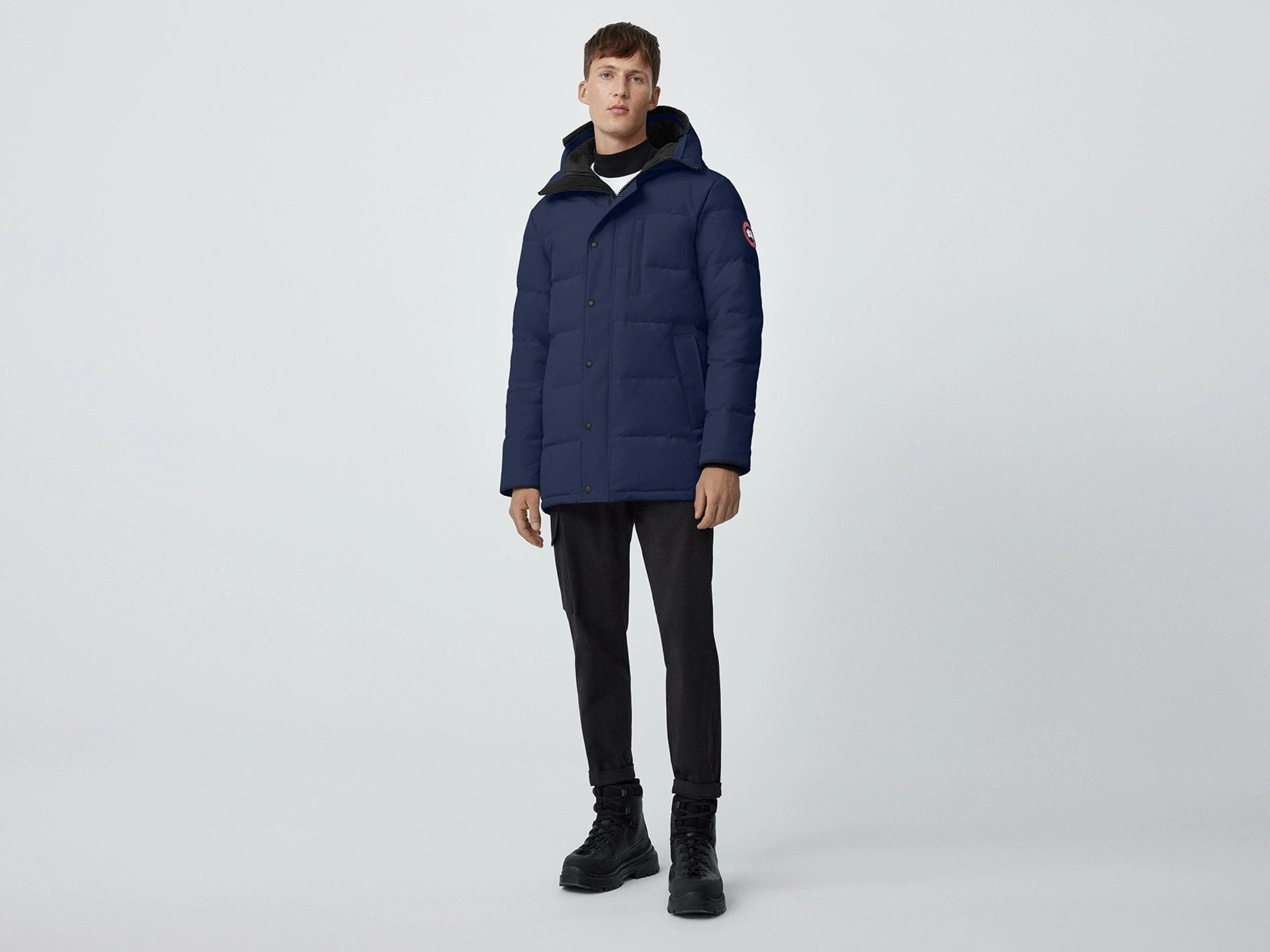 canada-goose-miesten-parkatakki-carson-parka-tummansininen-3