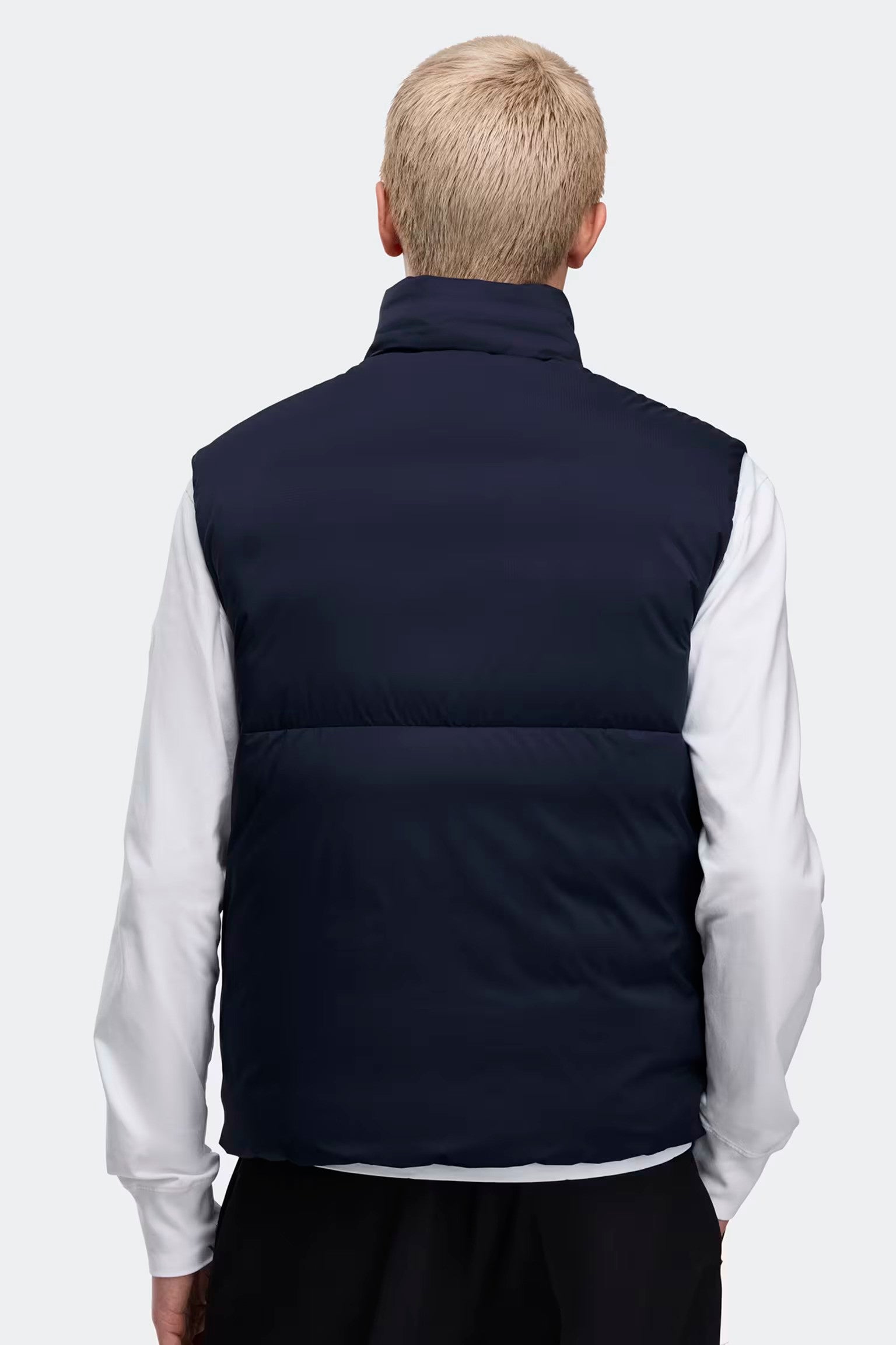 canada-goose-miesten-toppaliivi-lodge-vest-tummansininen-4