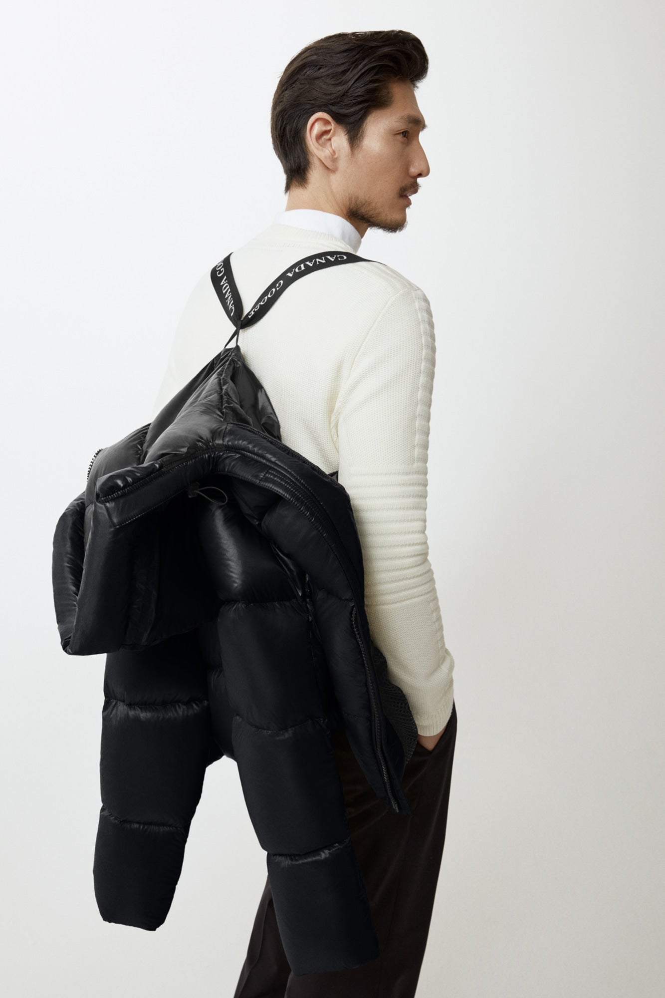 canada-goose-miesten-untuvatakki-crofton-puffer-ttt-musta-5