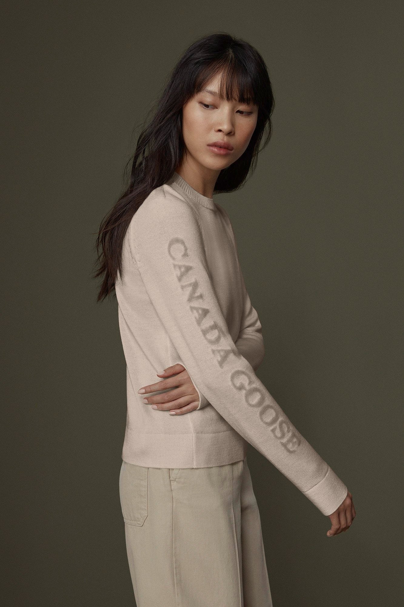 canada-goose-naisten-merinovillainen-neule-saturna-crewneck-vaaleanpunainen-2