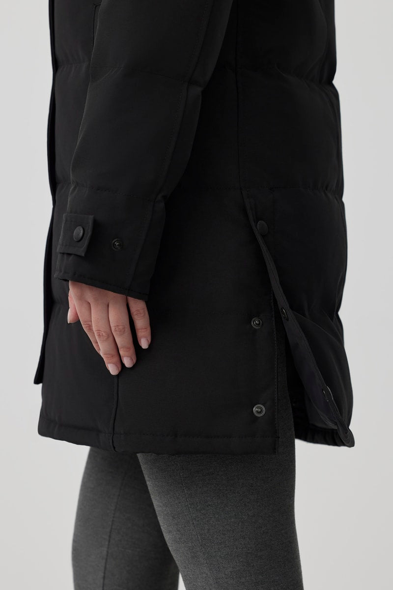 canada-goose-naisten-untuvatakki-shelburne-parka-cr-musta-4