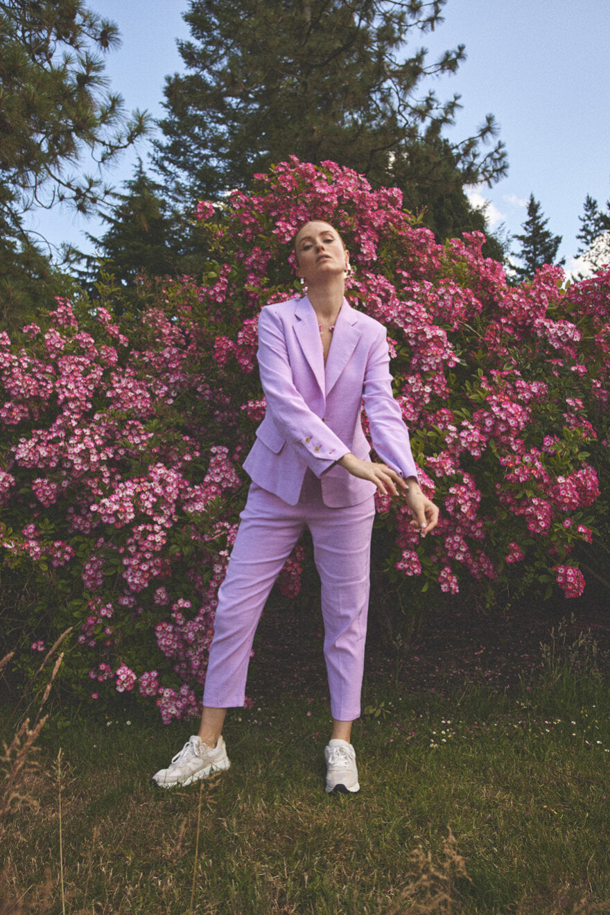 claire-naisten-housut-ad-thorhild-pant-vaaleanpunainen-3