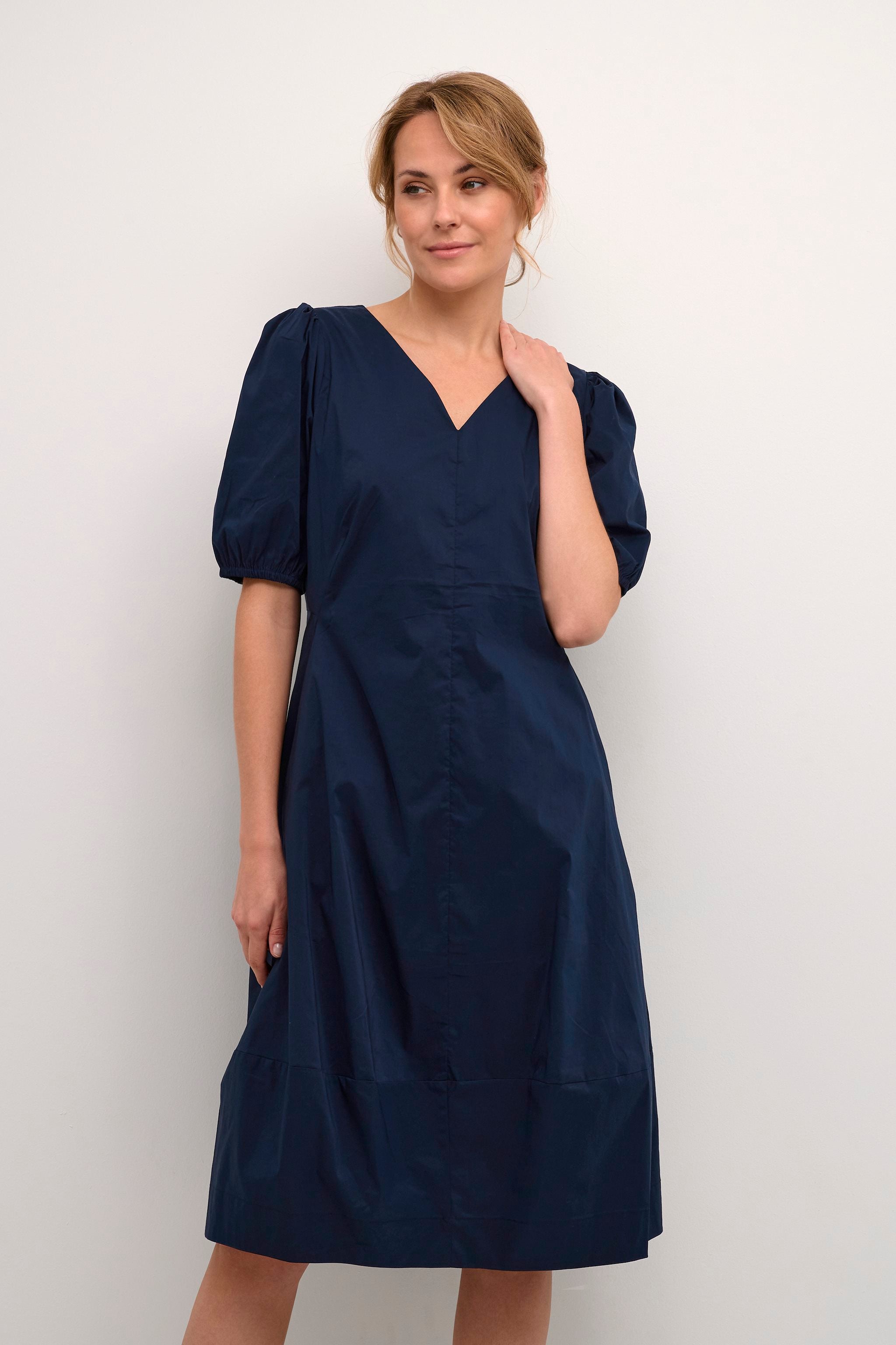 culture-naisten-mekko-antoinett-ss-dress-tummansininen-1