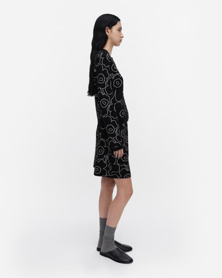 Marimekko naisten neuletakki Villi Piirto Unikko, Musta kuosi